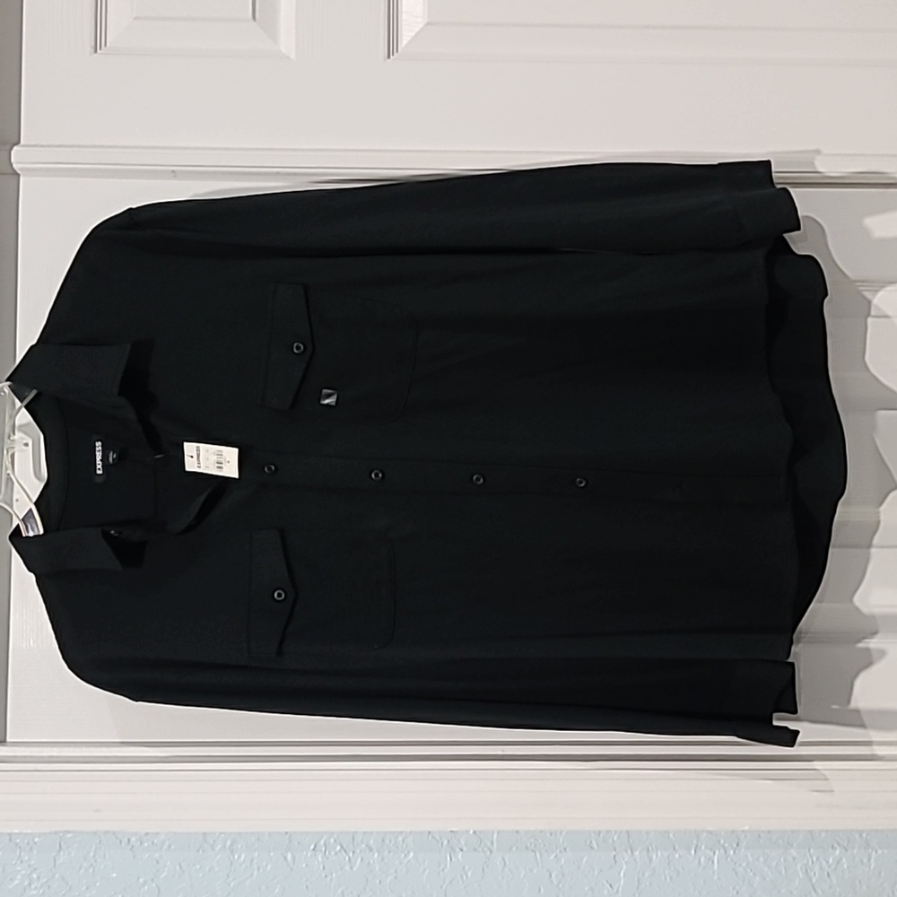 NWT Express Mens L/S Btn Down 2 Pkt Knit Black Stretch Shirt Size: XL